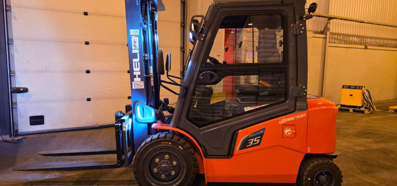 Hacklin electric forklift logistics warehouse service Finland