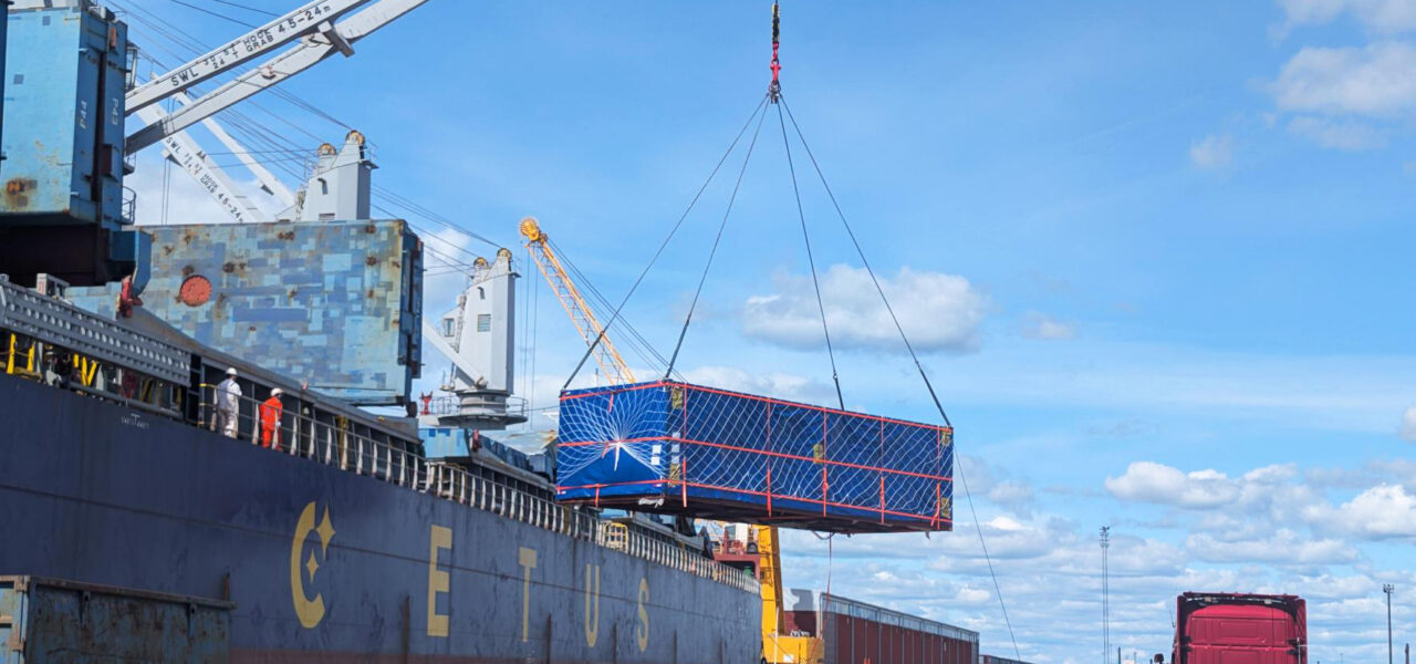 2026 – Hacklin ML TikTok vessel unloading(3)