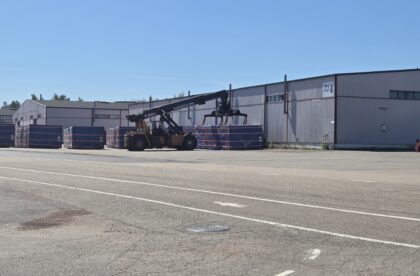 heavy lift at a warehouse yard