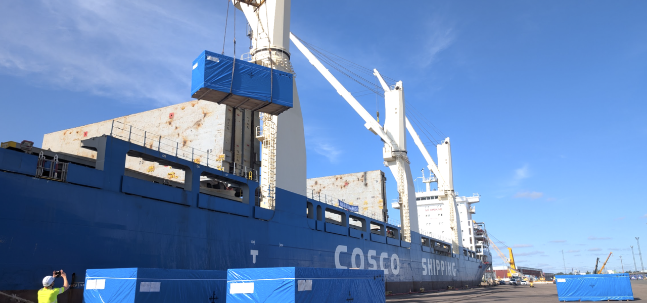 break bulk project vessel unloading in Hamina